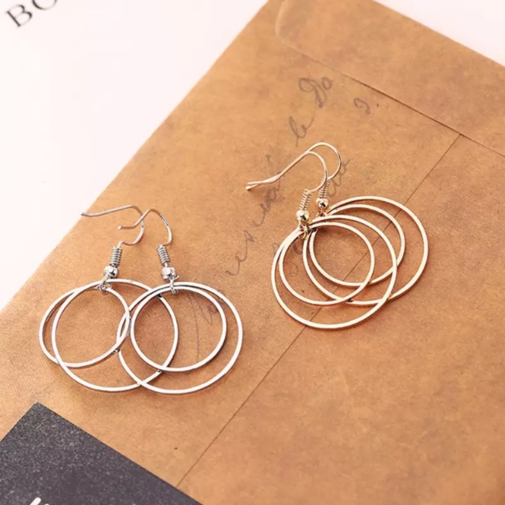 NEW!💙💎CIRCLES! MODERN MINIMALIST HOOP💎💙SILVERY - Picture 8 of 8